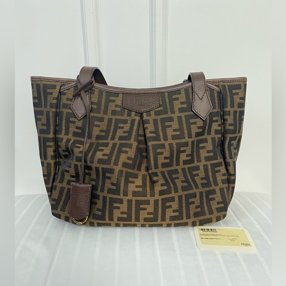 Fendi Handbags - 🎆Fendi Bag🎆